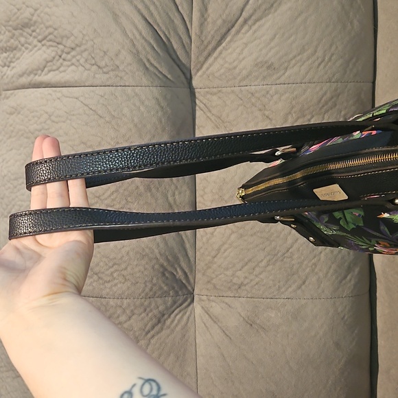 Liz Claiborne Floral Shoulder Bag - Picture 8 of 13